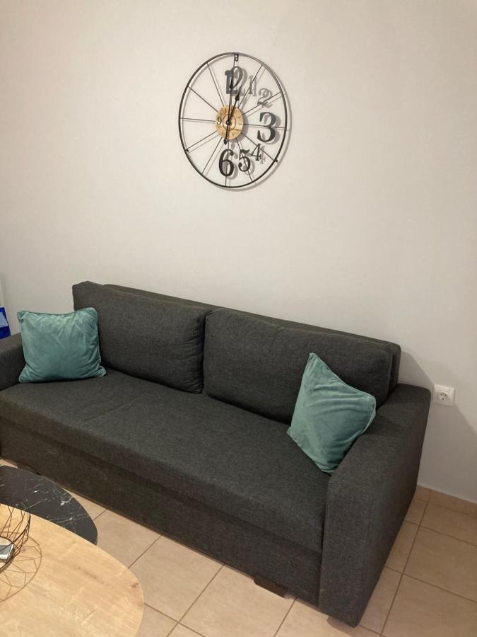 M.o.m.'s * Alexandroupoli