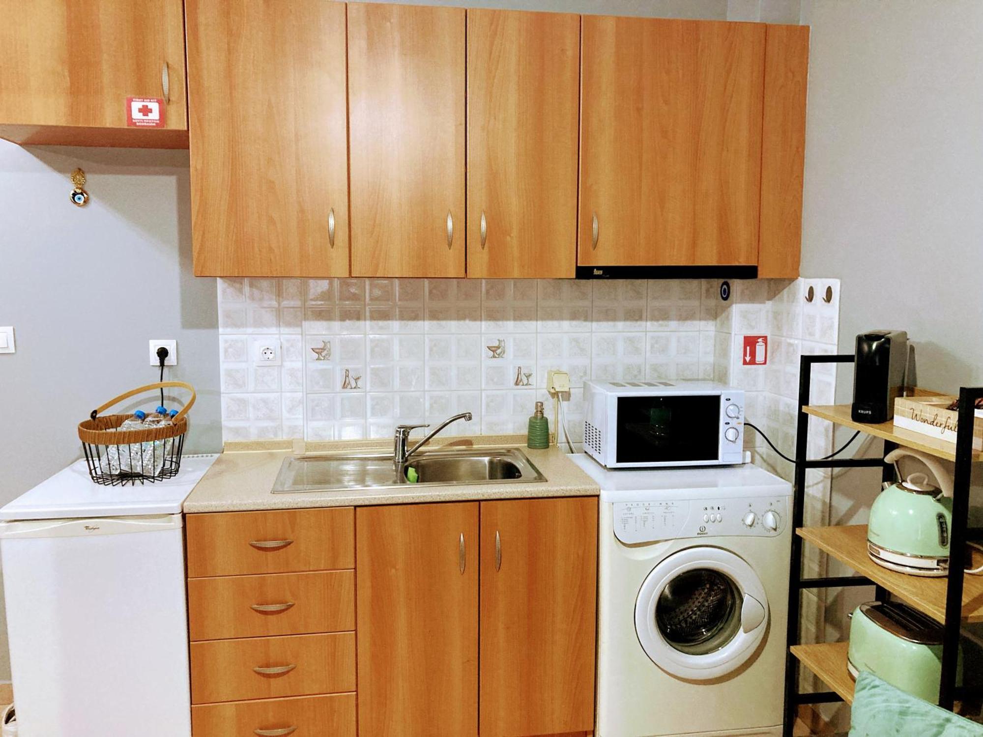 Apartment M.o.m.'s