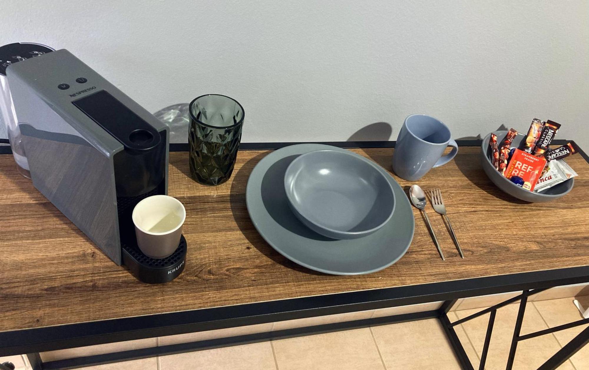 M.o.m.'s Apartment