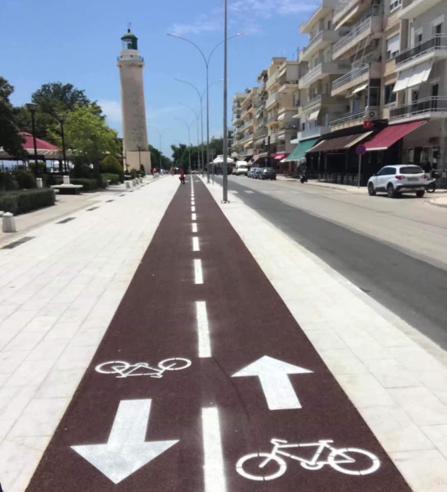 M.o.m.'s * Alexandroupoli